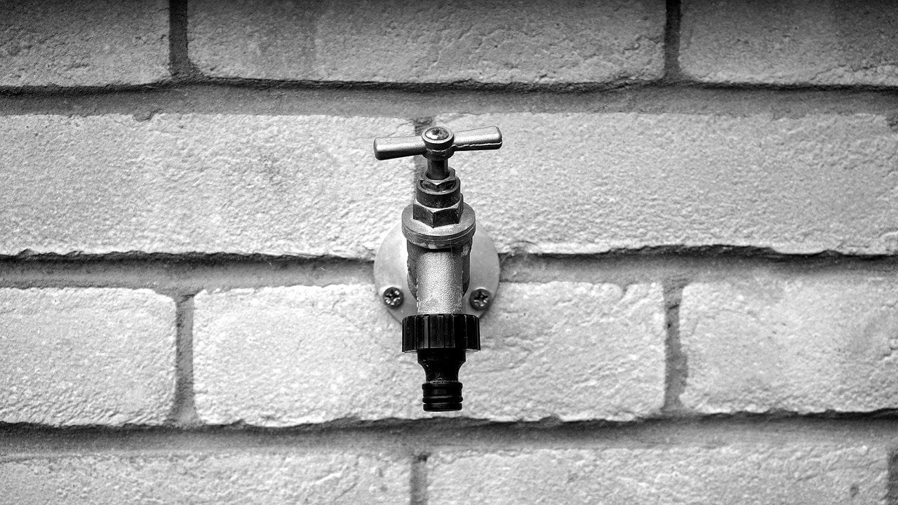 How to Protect Outdoor Faucets from Freezing