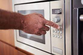 What do you need to know about microwaving stainless steel