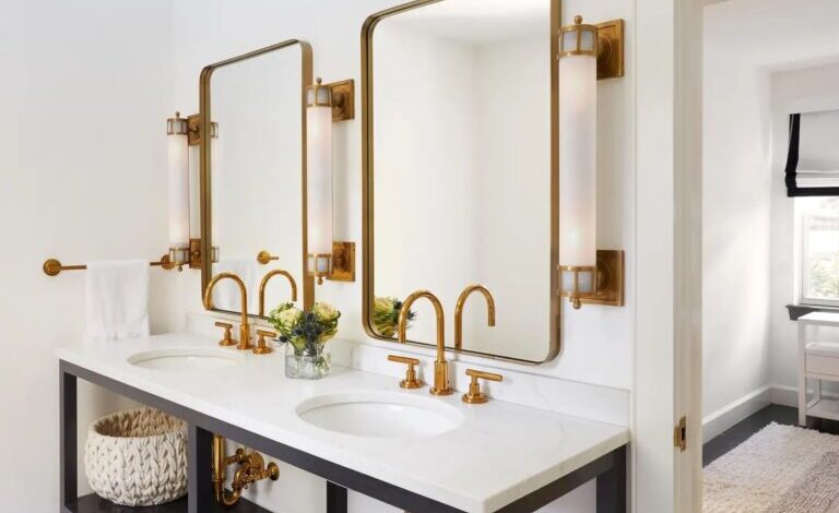 10 Ideas to Illuminate Your Bathroom Mirror with Perfect Lighting